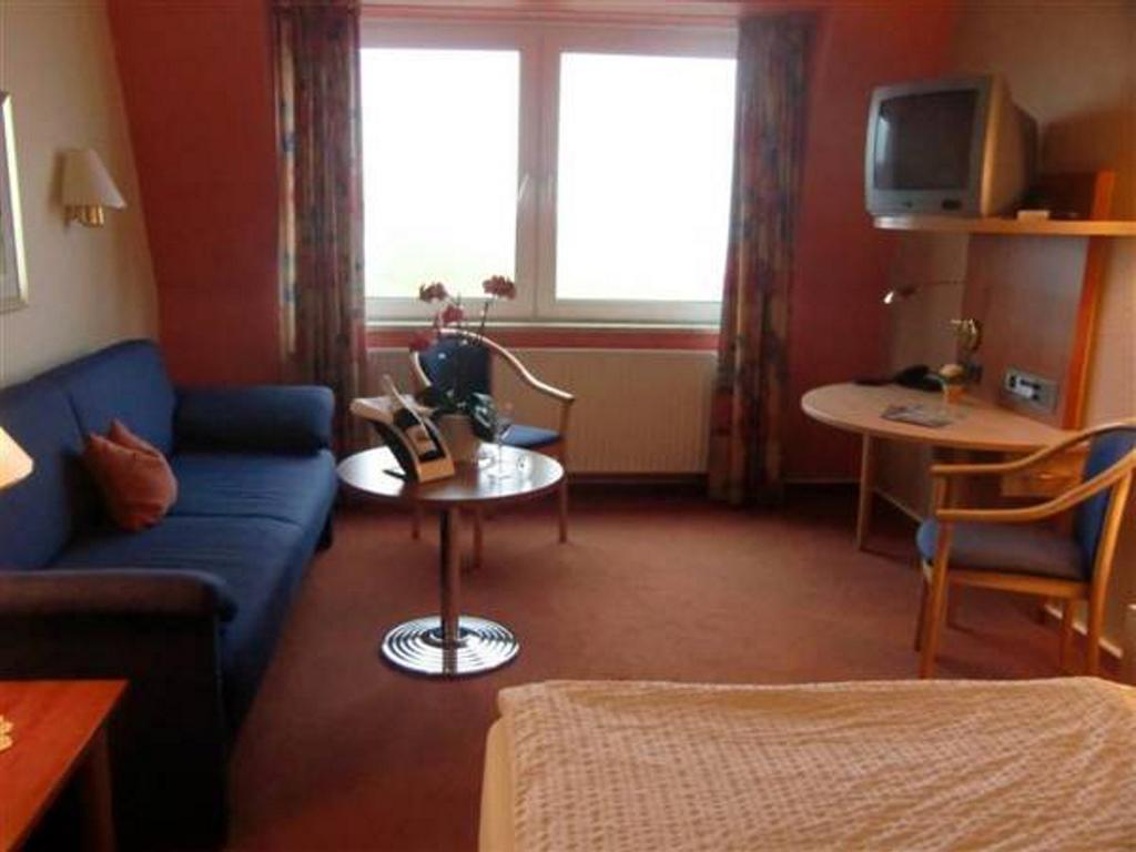 Strandhotel Dagebuell Direkt An Der Nordsee מראה חיצוני תמונה